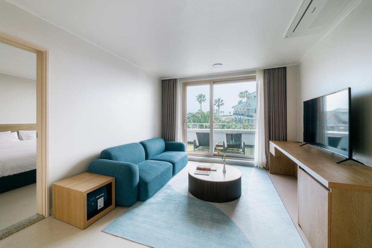 Bloom Hotel Чеджу Екстериор снимка