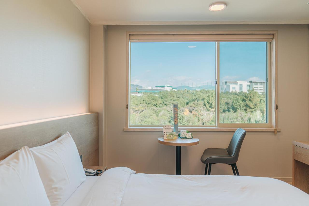 Bloom Hotel Чеджу Екстериор снимка