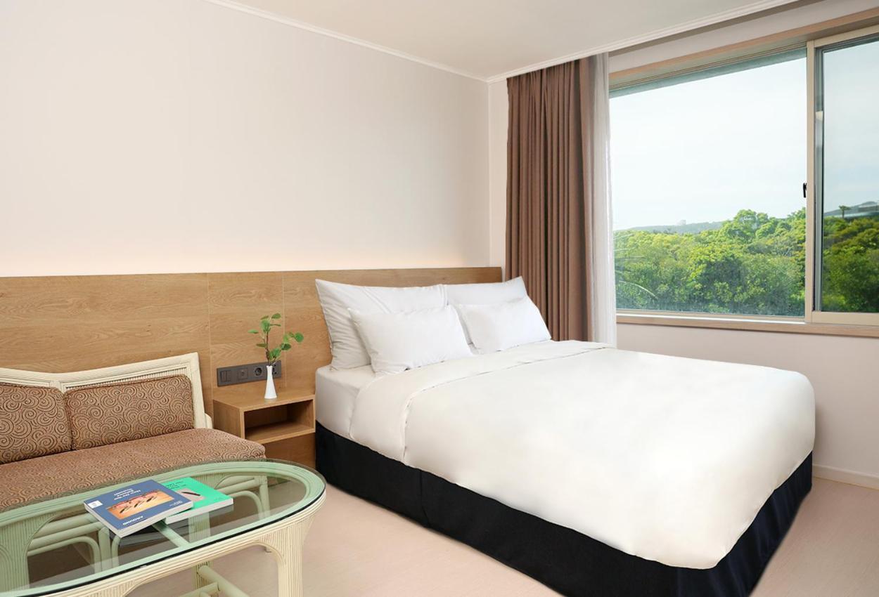 Bloom Hotel Чеджу Екстериор снимка