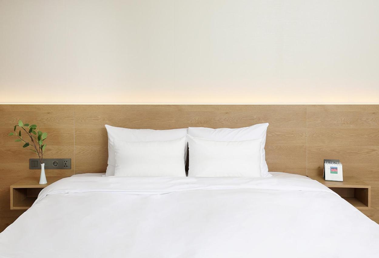 Bloom Hotel Чеджу Екстериор снимка